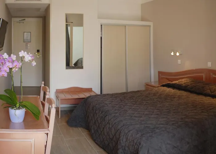 Hotell Les Eucalyptus 3*