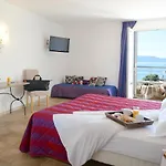 Les Eucalyptus Hotel Porto-Pollo