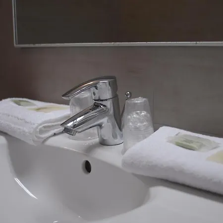 Les Eucalyptus Hotell 3*