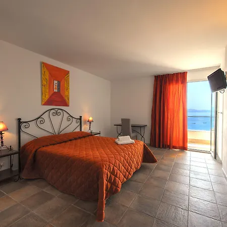 Les Eucalyptus Hotell Porto Pollo