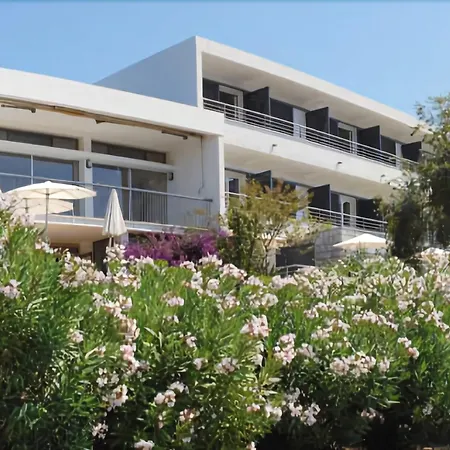 Les Eucalyptus Porto Pollo