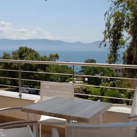 Hotell Les Eucalyptus 3*