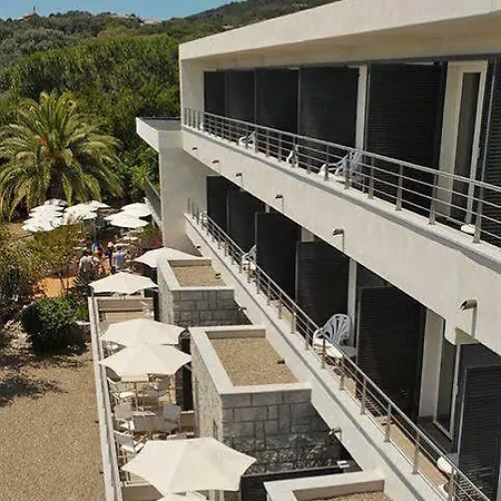 Les Eucalyptus Hotel 3*