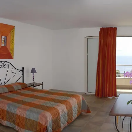Les Eucalyptus 3*