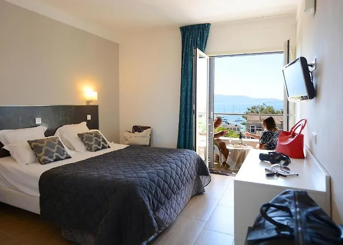 Les Eucalyptus 3*
