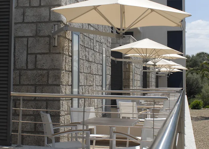 Les Eucalyptus Porto Pollo